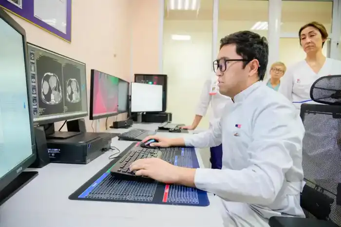 В Астане открылся высокотехнологичный Эндоскопический центр (3)