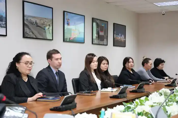 Представитель ПРООН в Казахстане провела лекцию для сотрудников Министерства (4)