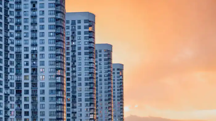 Аким Астаны прогнозирует стабильность цен на жилье благодаря массовому строительству Астане