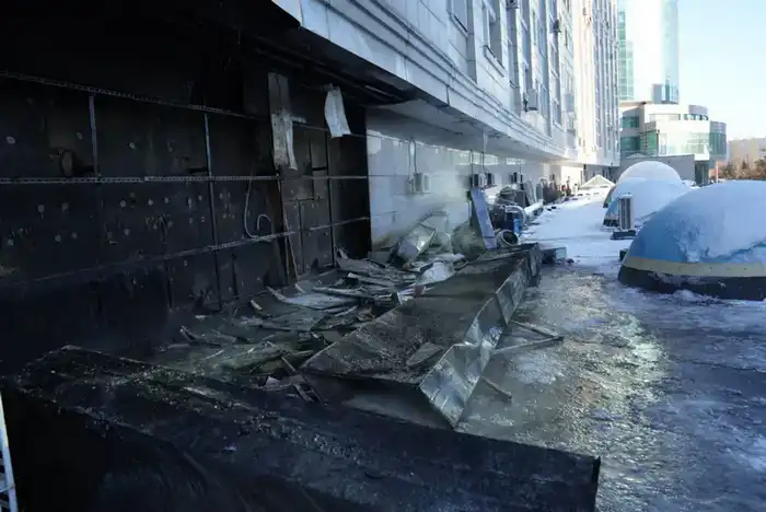 на месте пожара в Астане