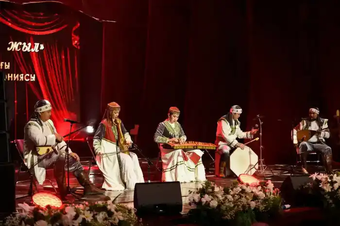 В Мангистау состоялся гала-концерт, посвящённый 50-летию областной филармонии (4)