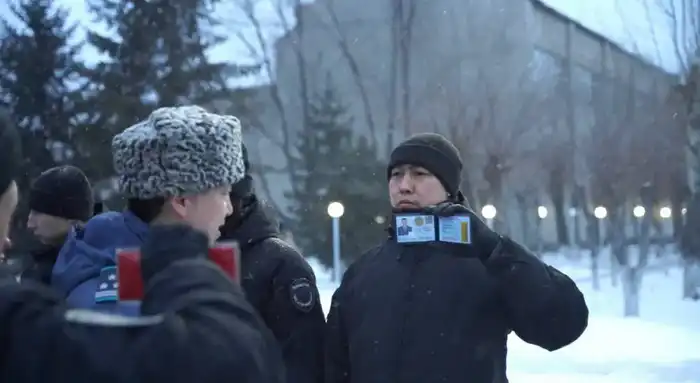 Успех полицейской операции в области Абай: более 700 правонарушений и 194 задержанных без документов Астане