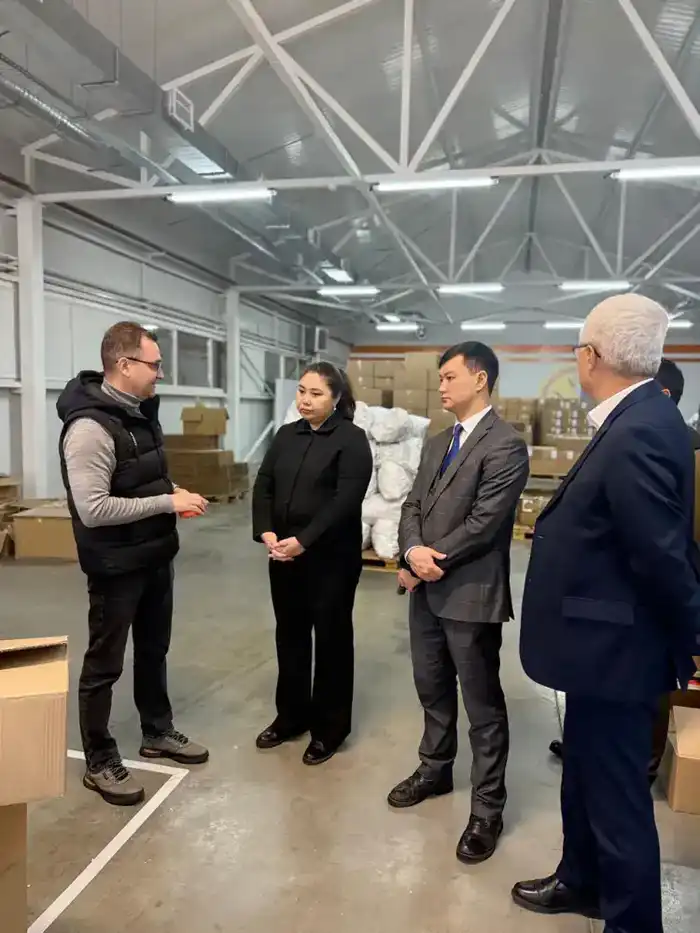 Посещение вице-министра Жаннат Дубировой завода QR System: шаг к развитию технологий и улучшению качества жизни Астане