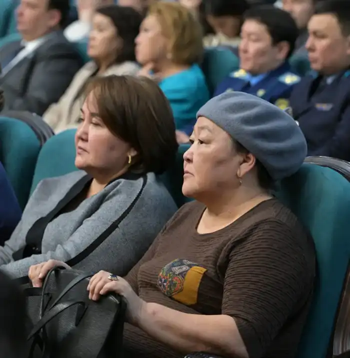 Аким Павлодарской области обсудил с жителями развитие города и экологические инициативы Астане