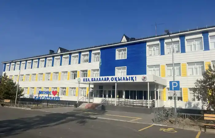 Бейбит Исабаев раскритиковал темпы ремонта Аксуской районной больницы (3)