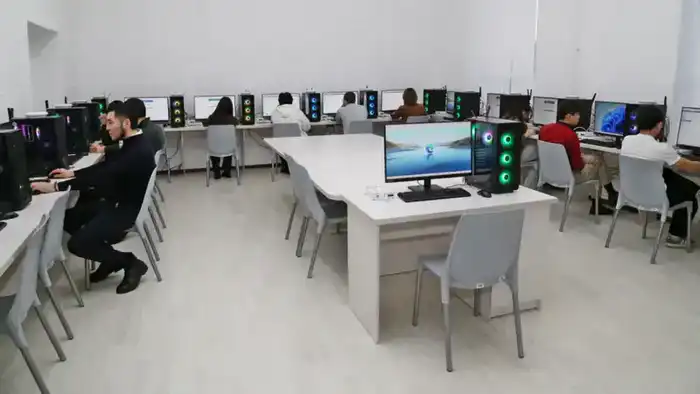 Карагандинские студенты начинают обучение кибербезопасности в новой лаборатории с оборудованием Fortinet Астане