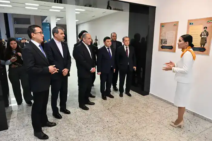 Персидские рукописи о Казахском ханстве впервые представлены в Казахстане (4)