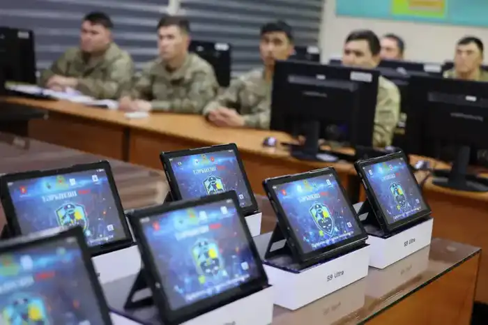 Военные воспитатели Национальной гвардии тестируют уникальное мобильное приложение (7)