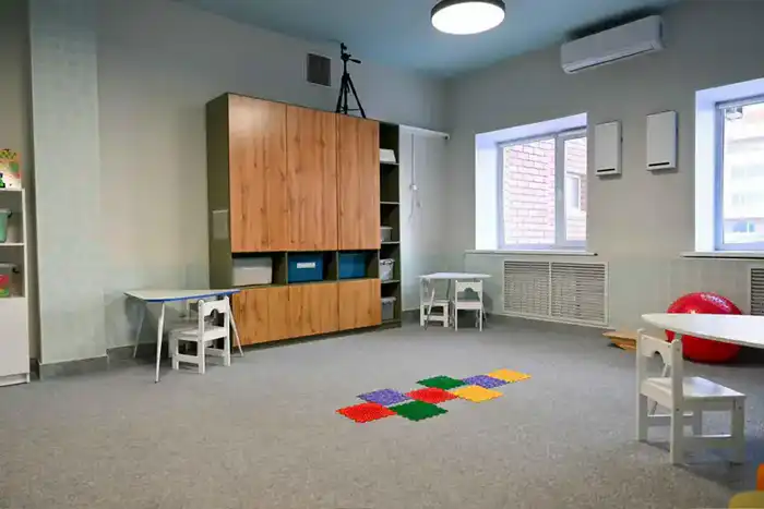 Аким области посетил реабилитационный центр для детей с аутизмом (9)