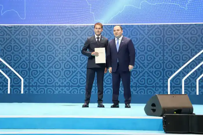 В Астане подведены итоги Года рабочих профессий (10)