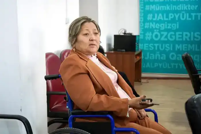 Граждане Туркестанской области получили ответы на важные вопросы от заместителя акима Астане