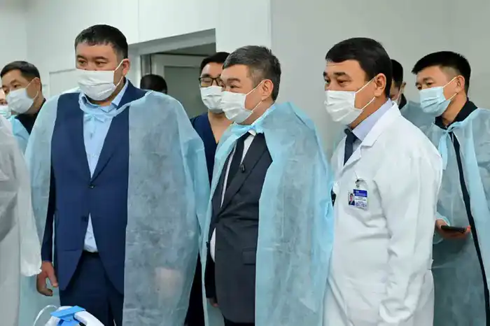 В городе Аягоз начала работу новая реанимационная служба (2)