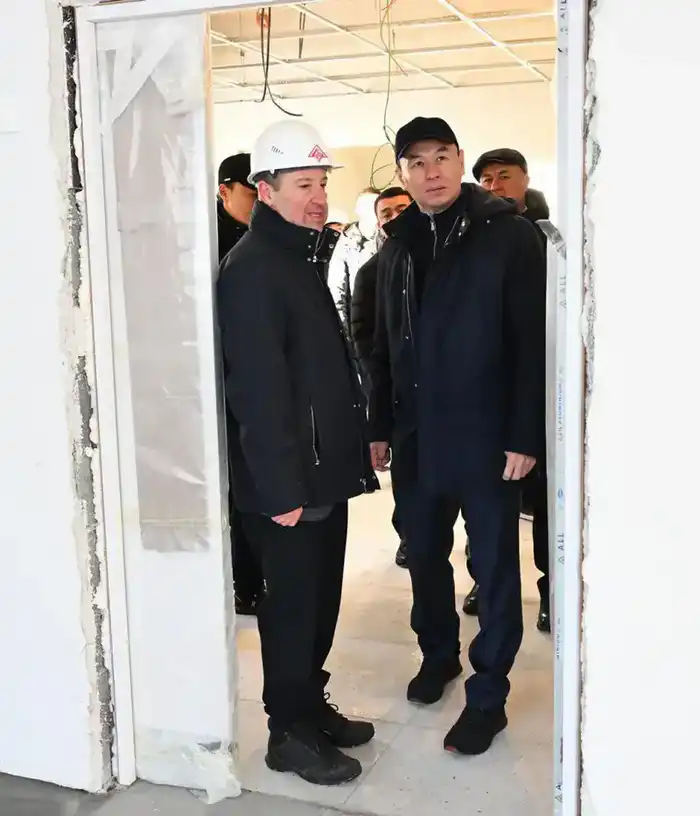 Аким Алматы проверил строительство социальных объектов Астане