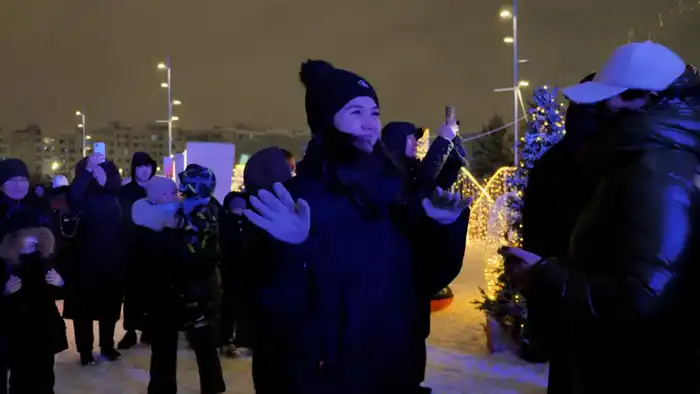 Праздничные концерты в Астане собирают зрителей в новогоднюю ночь Астане