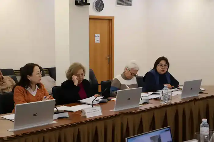 Вопросы обеспечения лиц с инвалидностью ортопедической обувью обсудили в Минтруда (5)