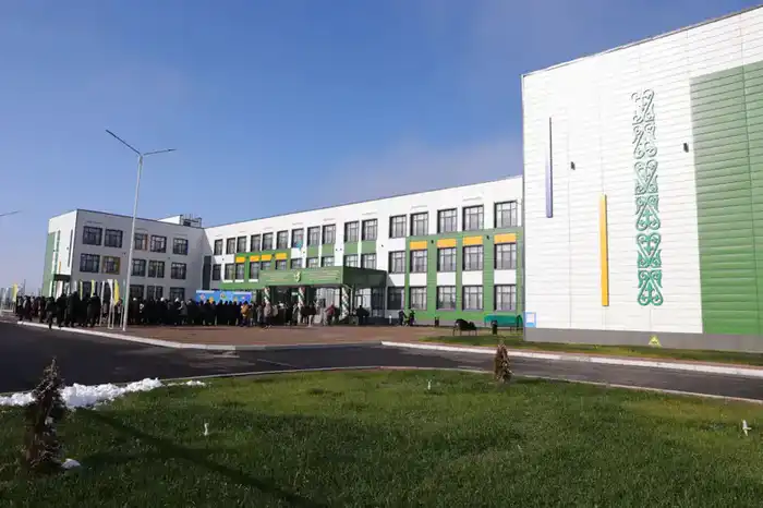 В Жамбылской области открытие новой школы улучшает доступ к современному образованию для учащихся Астане
