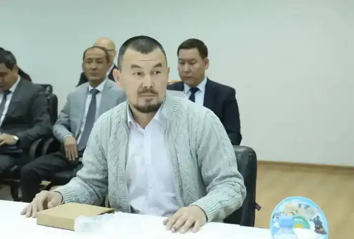 Нурдаулет Килыбай провёл общественный приём на площадке партии (5)