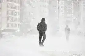 Спасатели Астаны призывают горожан соблюдать осторожность в условиях ухудшения погоды Астане