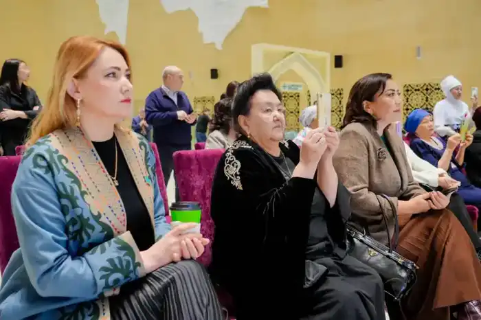 «Национальный код - наследие для поколений»: в Астане прошел этнофорум с участием почитателей казахского ремесла (4)
