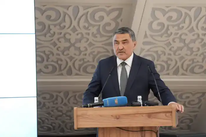 Министр водных ресурсов Казахстана подчеркивает важность инвестиций в водную отрасль на пресс-встрече в Астане Астане