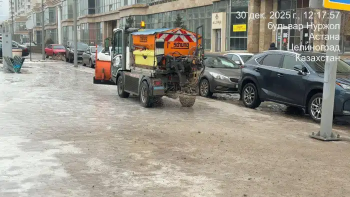 Астана: ледяные горки растаяли под натиском тепла Астане