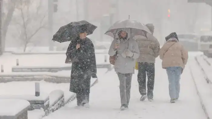 Казахстан окутан снежным покрывалом: синоптики предсказывают зимнюю симфонию на 4, 5 и 6 декабря Астане