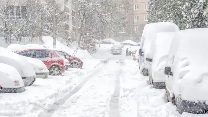 Мощный циклон ожидается в Казахстане: синоптики Казгидромета прогнозируют ухудшение погоды 11-13 декабря Астане
