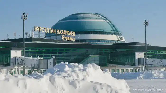 В аэропорту Астаны начнется строительство новой взлётно-посадочной полосы и ремонт старой, на что будет выделено до 190 миллионов долларов, сообщил аким столицы Женис Касымбек. Астане