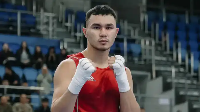 Социальные сети бурно реагируют на поражение казахстанского боксера Ерасыла Жакпекова на чемпионате мира 2025 года Астане