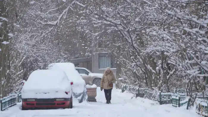 Погода в Астане и Алматы: резкое похолодание и дожди влияют на повседневную жизнь горожан Астане