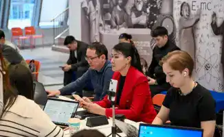 Объединение электронных журналов в Казахстане: шаг к устранению цифрового разрыва между городом и селом к 2026 году