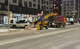 Астана: 1240 единиц техники очищают снег