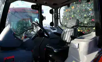 Новые тракторы для победителей конкурса «Үлгілі ауыл»: шаг к улучшению сельской инфраструктуры