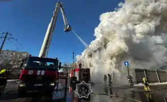 Сотня героев в огненном вихре: столичные огнеборцы укрощают пламя в сердце Астаны