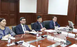 Обсуждение мер по предотвращению наводнений и развитию туризма на совещании с акимами регионов