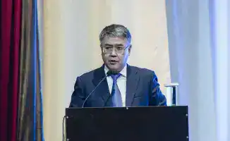 Обсуждение вопросов местного развития и инфраструктуры на встрече Серика Шапкенова с жителями Курмангазинского района