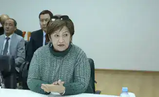 Нурдаулет Килыбай провёл общественный приём на площадке партии