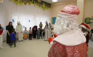 Новогодний утренник для детей с особыми потребностями в детском саду Астаны