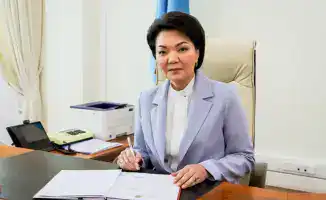 Поздравление С. Жакуповой с Днем Независимости подчеркивает успехи в социальной политике Казахстана