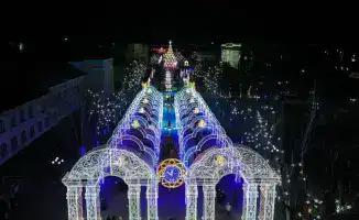 Церемония зажжения новогодней елки в Кызылорде с участием акима и депутатов