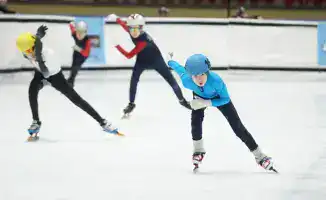 В Астане прошел открытый чемпионат по шорт-треку для юных спортсменов