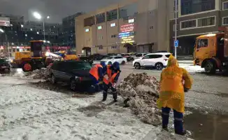 Коммунальные службы Астаны усиливают работу по уборке улиц из-за снегопада