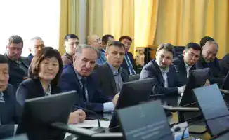 Ермек Кенжеханұлы обсуждает будущее аграрного сектора Акмолинской области на встрече с местными фермерами