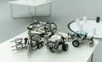 Роботы в действии: кто станет гением соревнований?