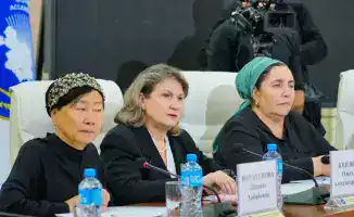 Обсуждение роли женщин в развитии общества и укреплении семейных ценностей на заседании Совета матерей в Астане