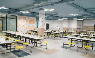 Успехи в ликвидации трехсменных и аварийных школ в Акмолинской области Казахстана