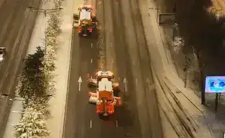 Снегопад в Алматы: коммунальщики на фронте зимы!