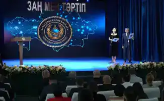 В Казахстане наградили 700 образцовых водителей в рамках акции по безопасности на дорогах