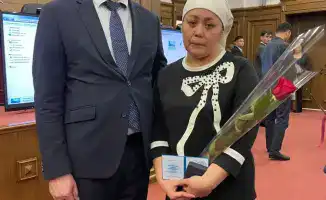 На торжественном мероприятии в Казахстане наградили лучших фельдшеров скорой помощи и почтили память погибших коллег