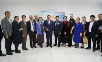 Аким Акмолинской области посетил реабилитационный центр и детскую больницу